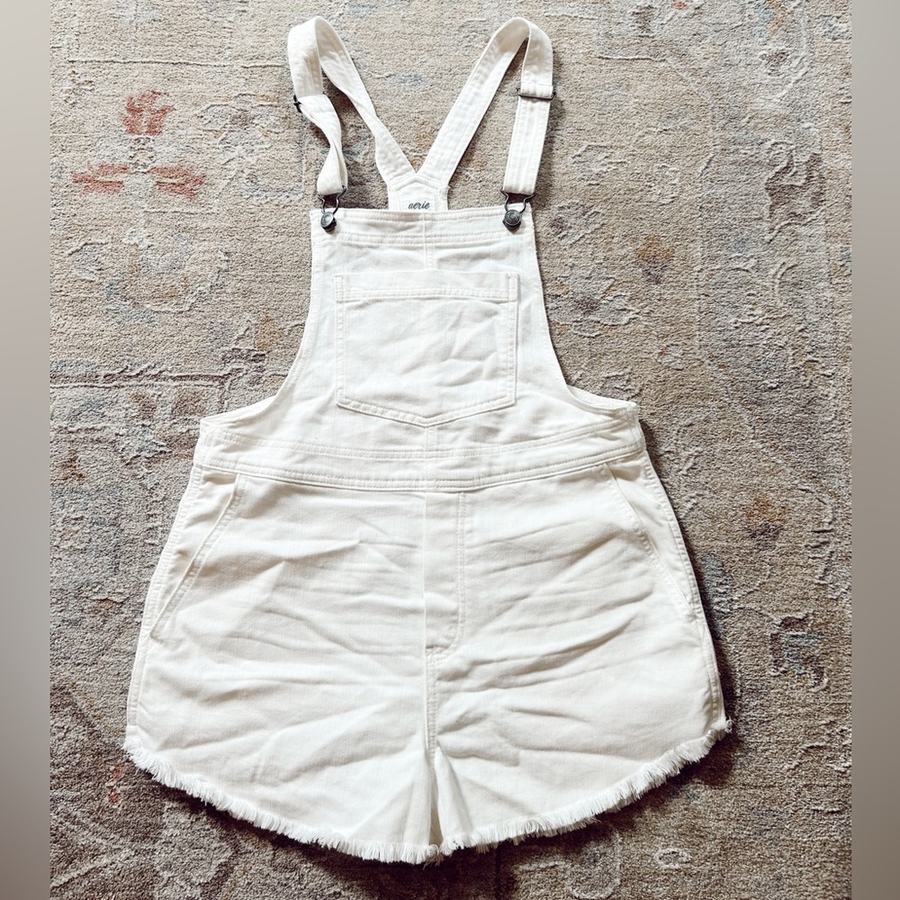 Beachy cropped Aerie overalls